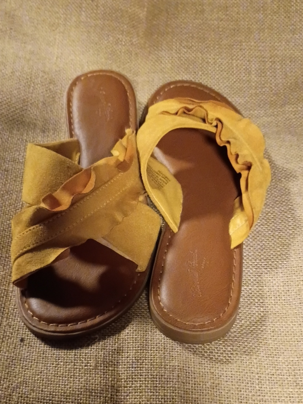 Universal Thread Yellow Ruffle Crossband Slide Sandals